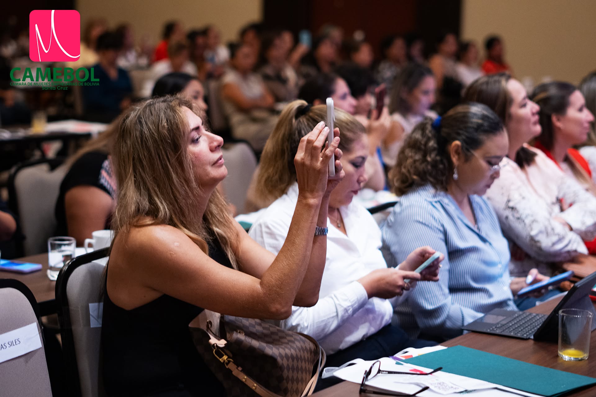 CAMEBOL Santa Cruz — Mujeres empresarias